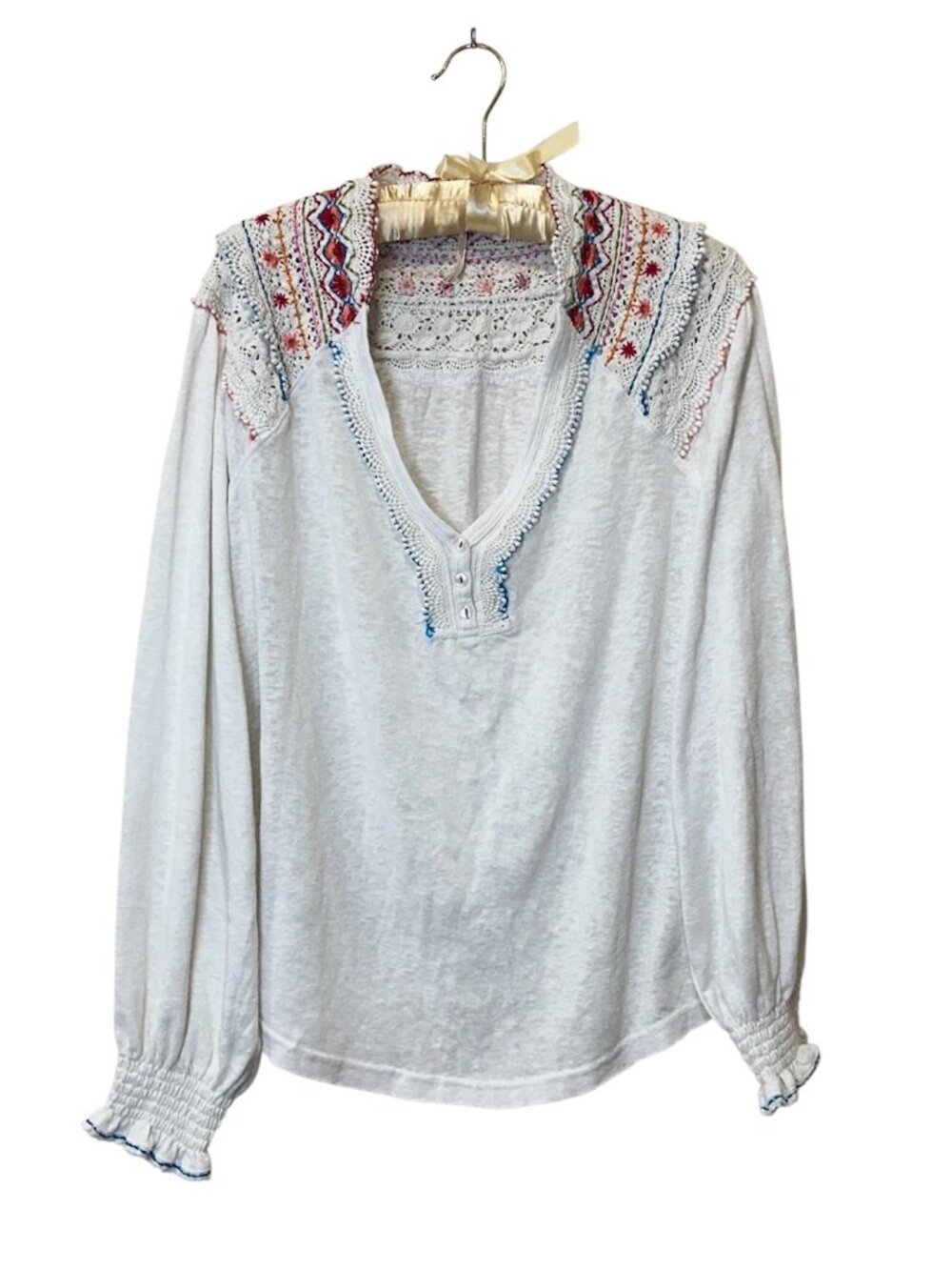 Free People Peasant Top Siesta Fiesta Medium Boho White Embroidered Crochet EUC